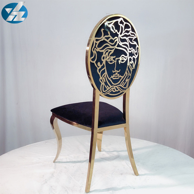 صندلی ناهار خوری مخملی مشکی ورساچه صندلی طلایی استیل ضد زنگ