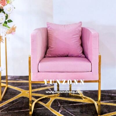 قیمت خوب مبل تک نفره مدرن با روکش استیل طلایی و کوسن مخمل رنگی برای هتل ها، اتاق نشیمن، غذاخوری و مراکز خرید آنلاین