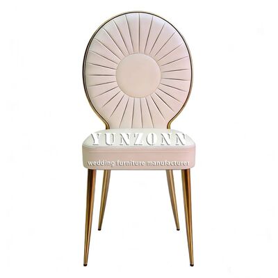 قیمت خوب صندلی‌های لوکس عروسی از جنس استیل ضد زنگ و چرم مصنوعی طلایی برای رویدادهای پذیرایی عمده آنلاین