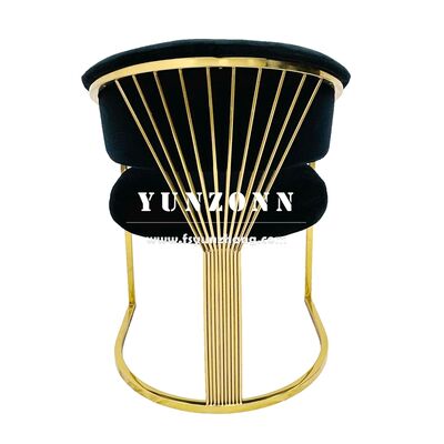قیمت خوب صندلی راحتی مخمل مشکی مدرن با طراحی جدید و سبک مدرن با دسته فلزی طلایی برای اتاق نشیمن، صندلی لهجه‌ای ناهارخوری برای هتل خانگی آنلاین