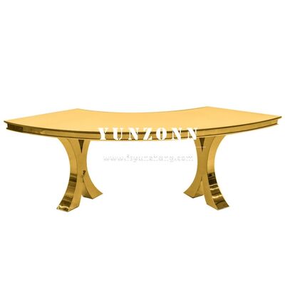 قیمت خوب میز شام عروسی طلایی مدرن با پایه‌های ضربدری و طرح مارپیچ S شکل شیشه‌ای و فلزی برای هتل‌ها، رویدادها و مهمانی‌های فضای باز آنلاین